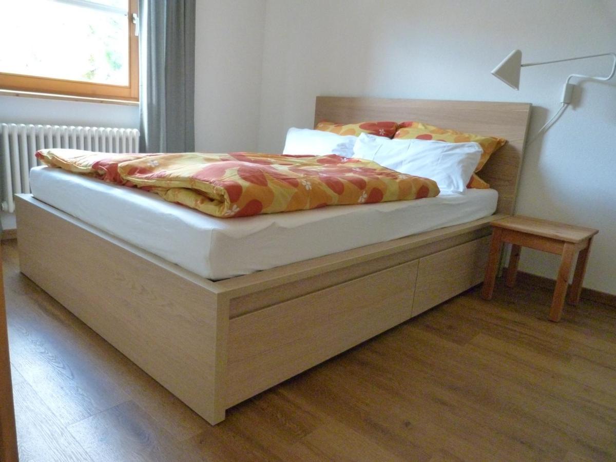 Ferienwohnung Familie Kunz フリーゼンハイム エクステリア 写真