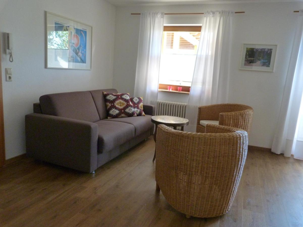 Ferienwohnung Familie Kunz フリーゼンハイム エクステリア 写真